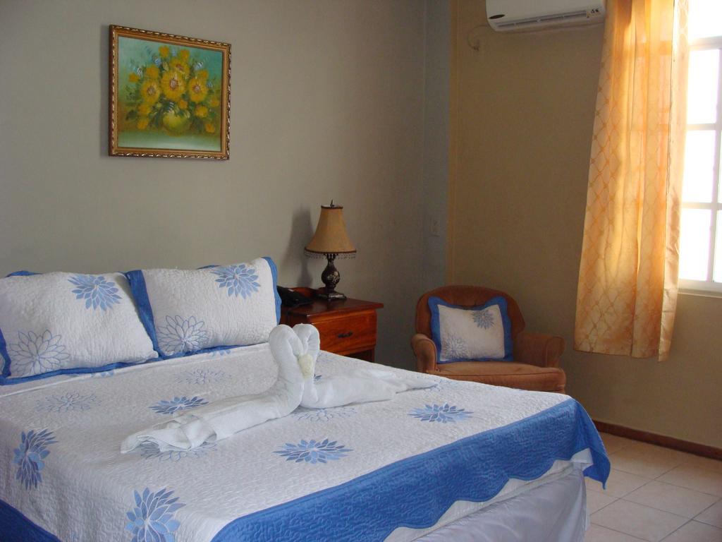 Mirador Hotel Corozal Exterior photo