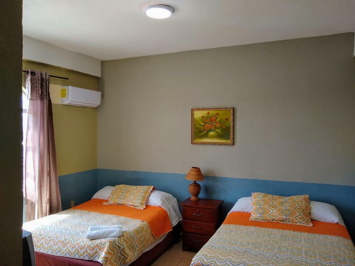 Mirador Hotel Corozal Exterior photo